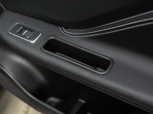 20182.0T R-Sport\Ӱ g