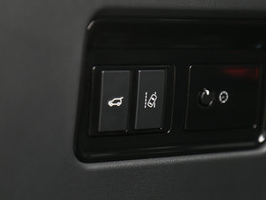 20182.0T R-Sport\Ӱ п؅^