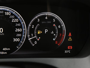 20182.0T (q)R-Sport\(yn)(dng) п؅^(q)