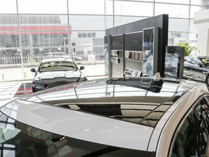 20183.0 SC (q)R-Sport\Ӱ ܇