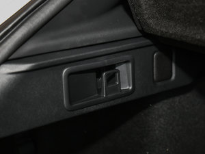 20183.0 SC R-Sport\Ӱ g