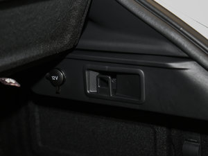 20183.0 SC (q)R-Sport\Ӱ g