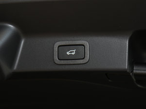 20183.0 SC (q)R-Sport\Ӱ g