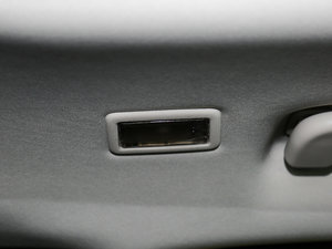 20183.0 SC (q)R-Sport\Ӱ g