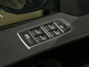 20182.0T (q) {܇ƅ^(q)	