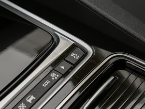 20182.0T (q) п؅^(q)