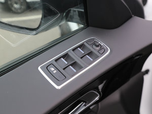 20182.0T (q) {܇ƅ^(q)	