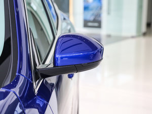 20182.0T R-Sport\Ӱ ^