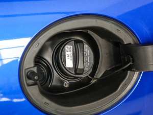 20182.0T R-Sport\Ӱ ^