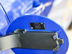 20182.0T R-Sport\Ӱ ^