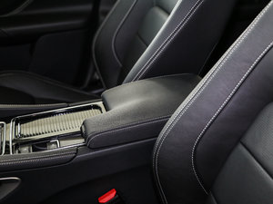 20182.0T R-Sport\Ӱ g