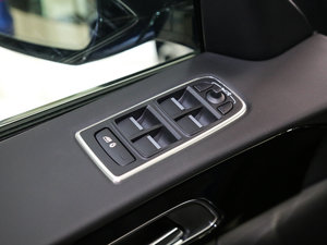 20182.0T R-Sport\Ӱ п؅^