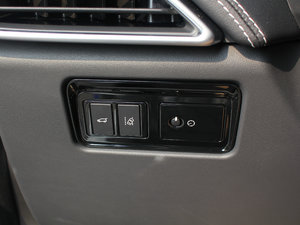 20183.0 SC R-Sport\Ӱ п؅^