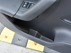 20182.0T (q)R-Sport\Ӱ ǰTg