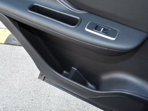 20182.0T R-Sport\Ӱ g