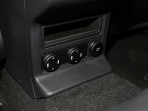 2018Ŀ 2.0T R-Sport\Ӱ g