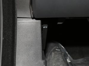 2018Ŀ 2.0T R-Sport\Ӱ g