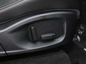 2018Ŀ 2.0T R-Sport\Ӱ g