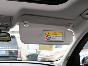 2018Ŀ 2.0T R-Sport\Ӱ g