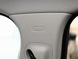 2018Ŀ 2.0T R-Sport\Ӱ g