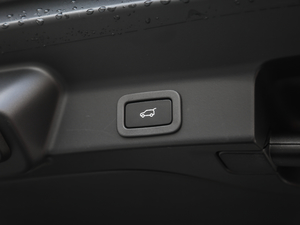 2018Ŀ 2.0T R-Sport\Ӱ g