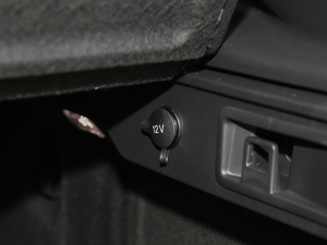 2018Ŀ 2.0T R-Sport\Ӱ g