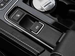 2018Ŀ 2.0T (q)R-Sport\(yn)(dng) v܇Ƅ(dng)