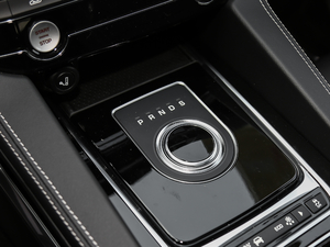 2018Ŀ 2.0T (q)R-Sport\Ӱ п؅^(q)