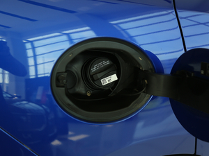 2018Ŀ 2.0T (q)R-Sport\(yn)(dng) (x)(ji)^