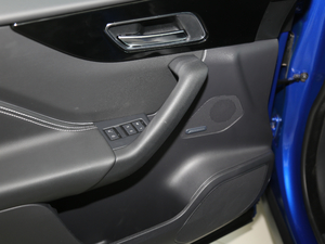 2018Ŀ 2.0T R-Sport\Ӱ g