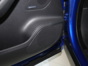 2018Ŀ 2.0T R-Sport\Ӱ g