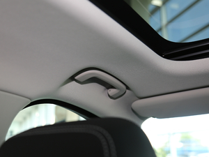 2018Ŀ 2.0T (q)R-Sport\(yn)Ӱ g