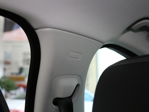 2018Ŀ 2.0T (q)R-Sport\(yn)Ӱ g