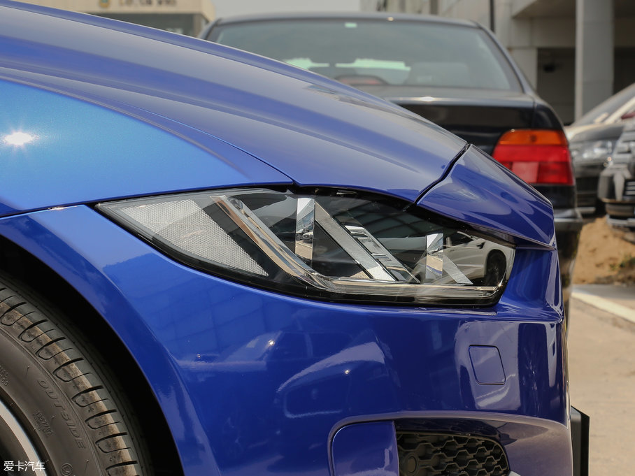 2018ݱXE 2.0T 250PS R-SPORT\Ӱ