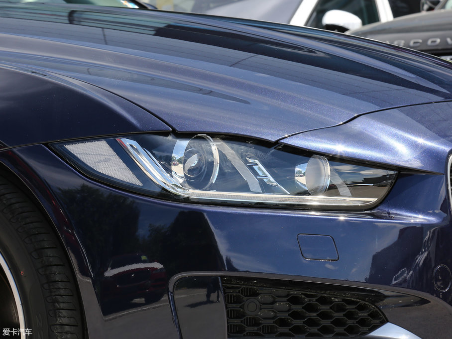 2018ݱXE 2.0T 200PS R-SPORT\Ӱ