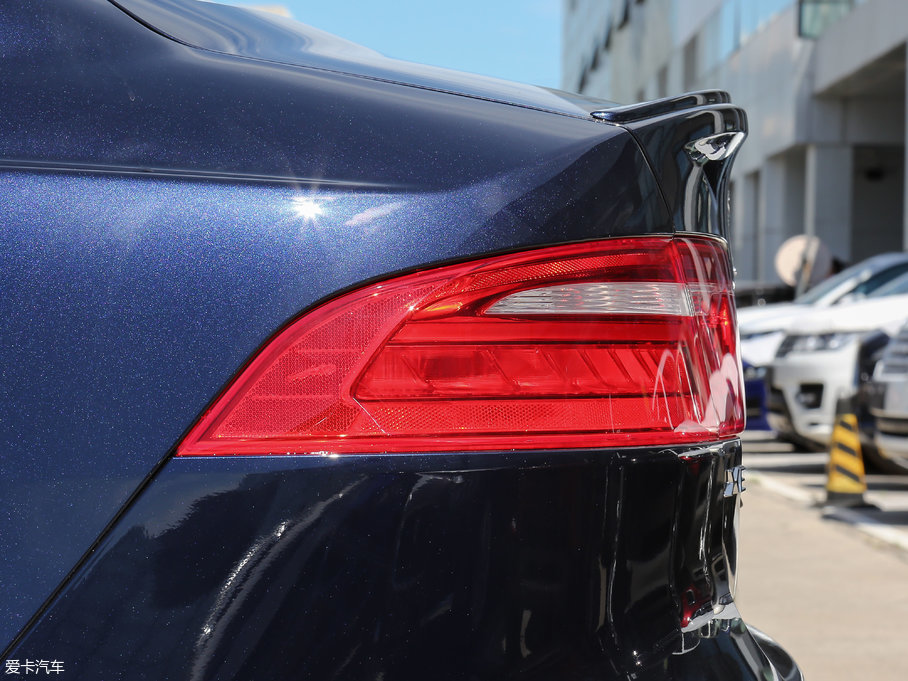 2018ݱXE 2.0T 200PS R-SPORT\Ӱ