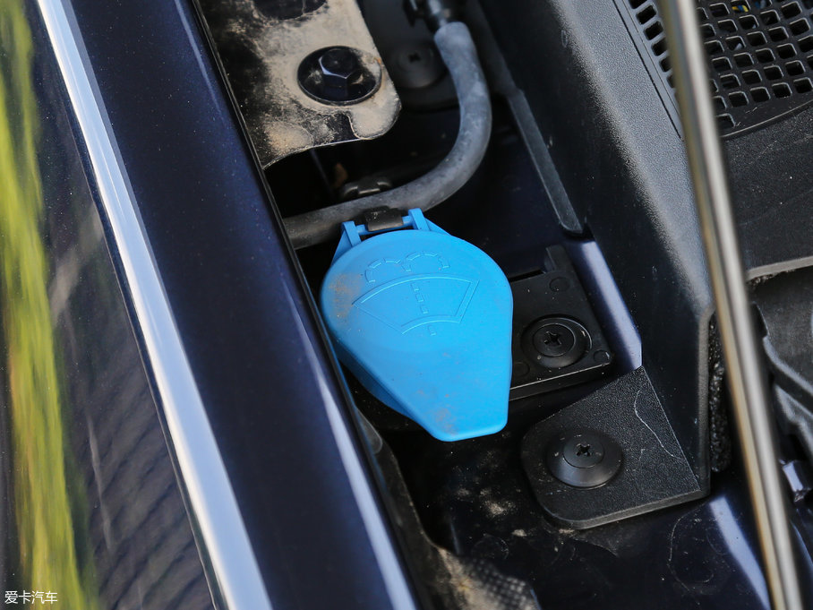 2018ݱXE 2.0T 200PS R-SPORT\Ӱ