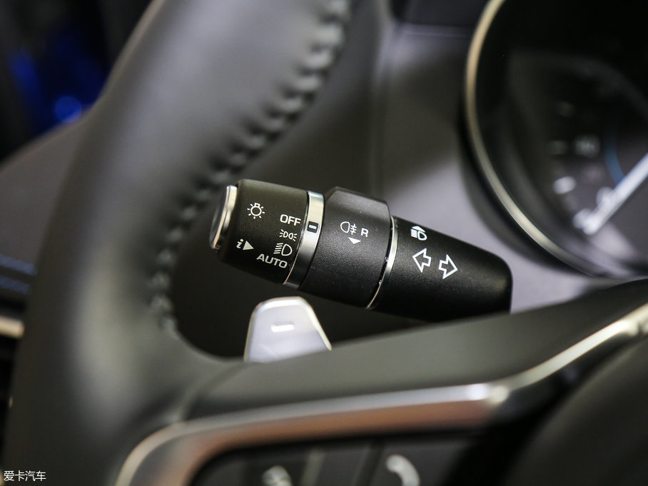 2018ݱXE 2.0T 250PS R-SPORT\Ӱ