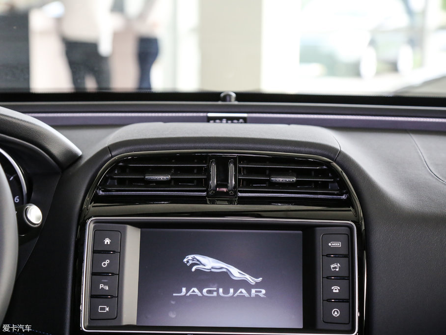 2018ݱXE 2.0T 250PS R-SPORT\Ӱ