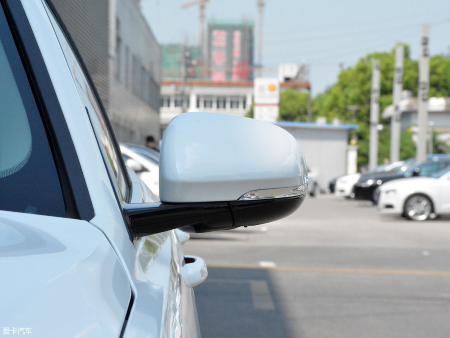 2018ݱXE 2.0T 200PS R-SPORT\Ӱ