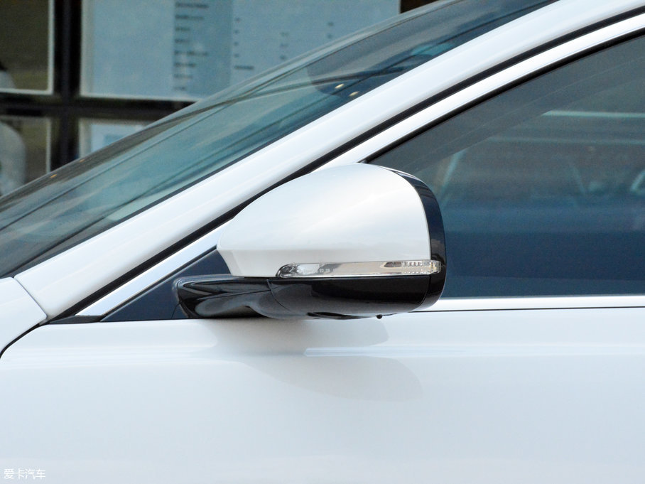 2018ݱXE 2.0T 200PS R-SPORT\Ӱ