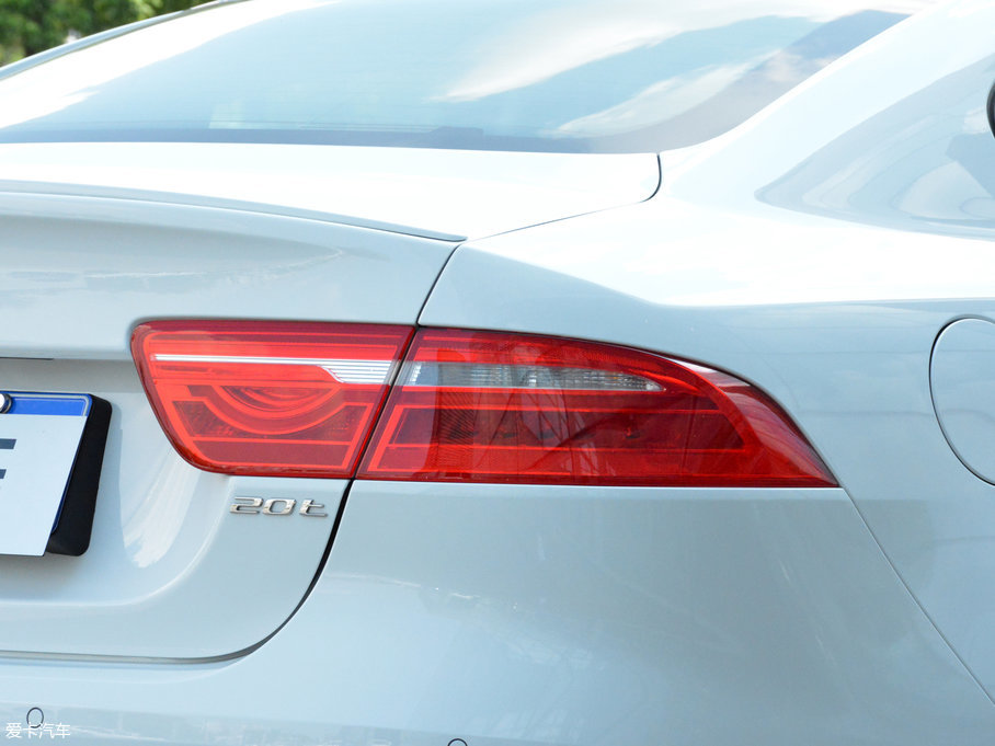 2018ݱXE 2.0T 200PS R-SPORT\Ӱ