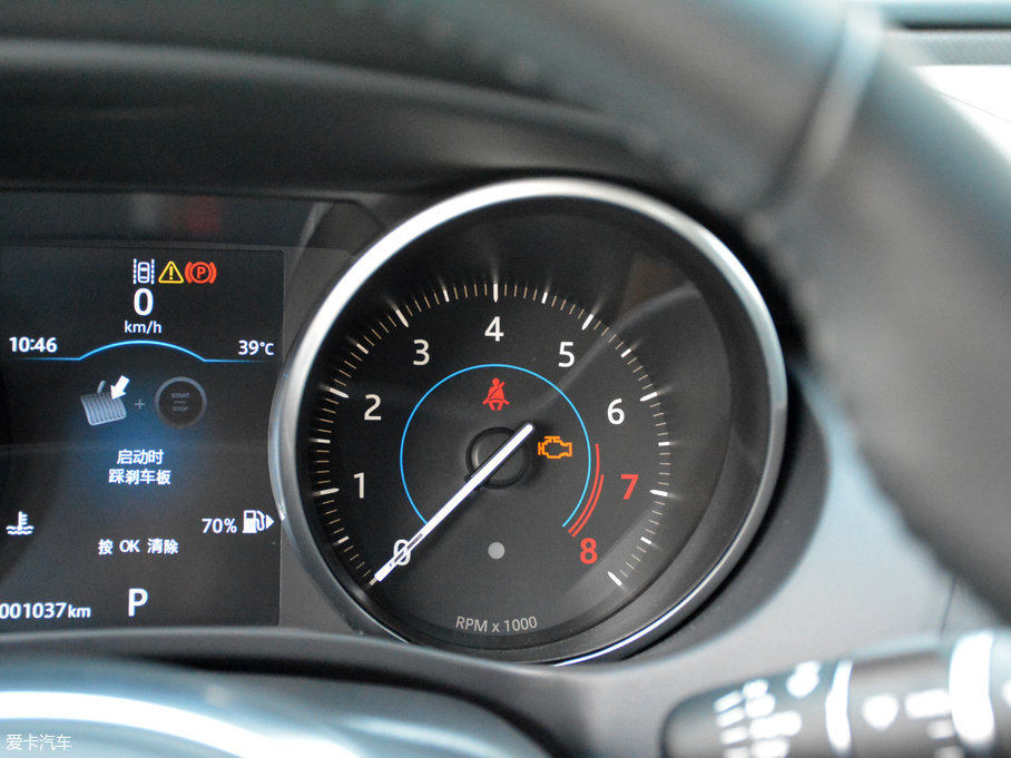 2018ݱXE 2.0T 200PS R-SPORT\Ӱ