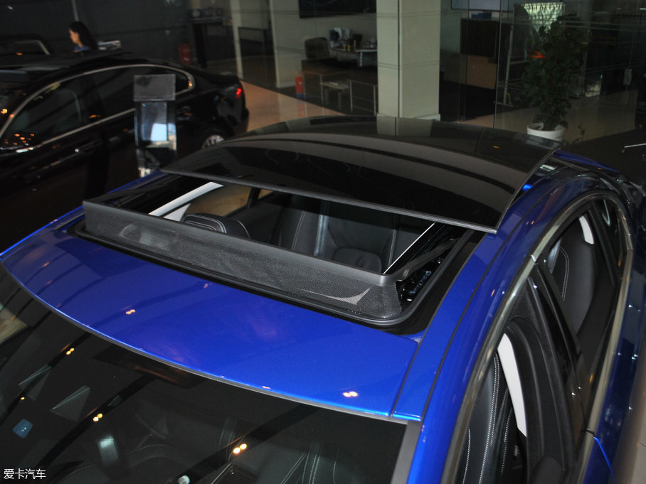 2018ݱXE 2.0T 200PS R-SPORT\Ӱ