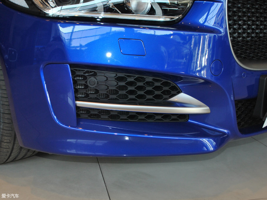 2018ݱXE 2.0T 200PS R-SPORT\Ӱ