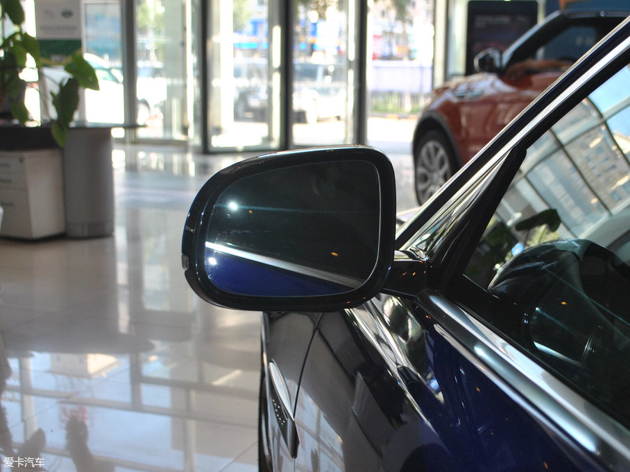 2018ݱXE 2.0T 200PS R-SPORT\Ӱ