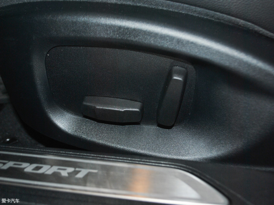 2018ݱXE 2.0T 200PS R-SPORT\Ӱ