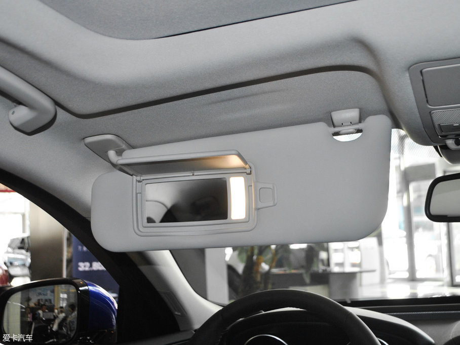 2018ݱXE 2.0T 200PS R-SPORT\Ӱ