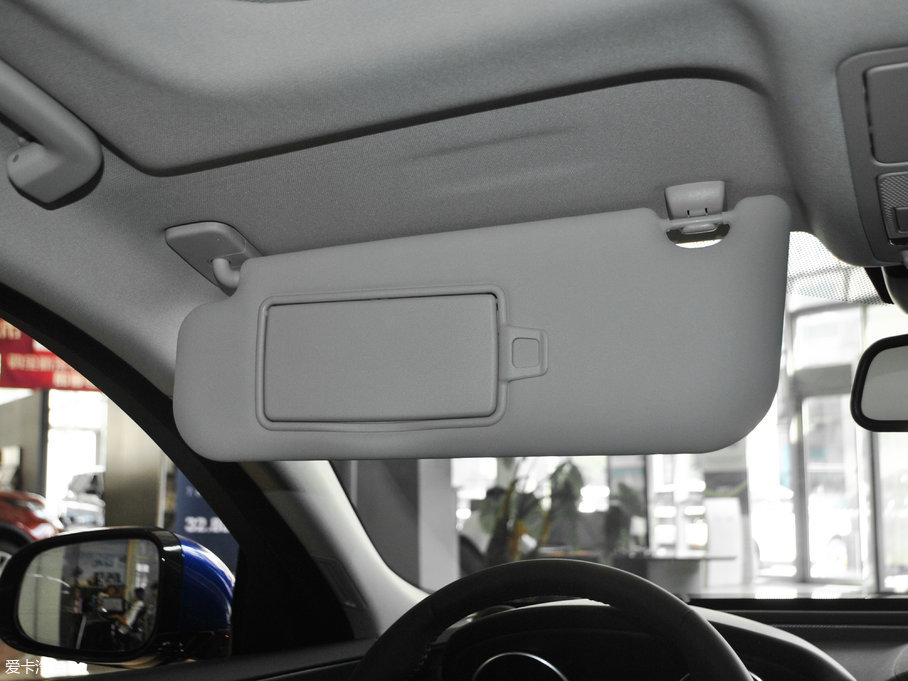 2018ݱXE 2.0T 200PS R-SPORT\Ӱ