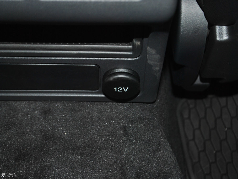 2018ݱXE 2.0T 200PS R-SPORT\Ӱ